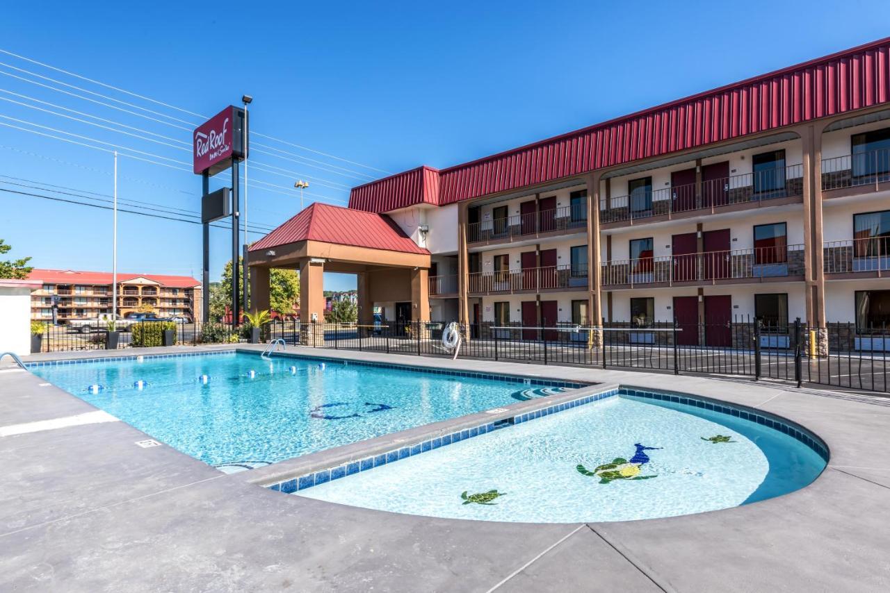 Red Roof Inn & Suites Pigeon Forge Parkway מראה חיצוני תמונה