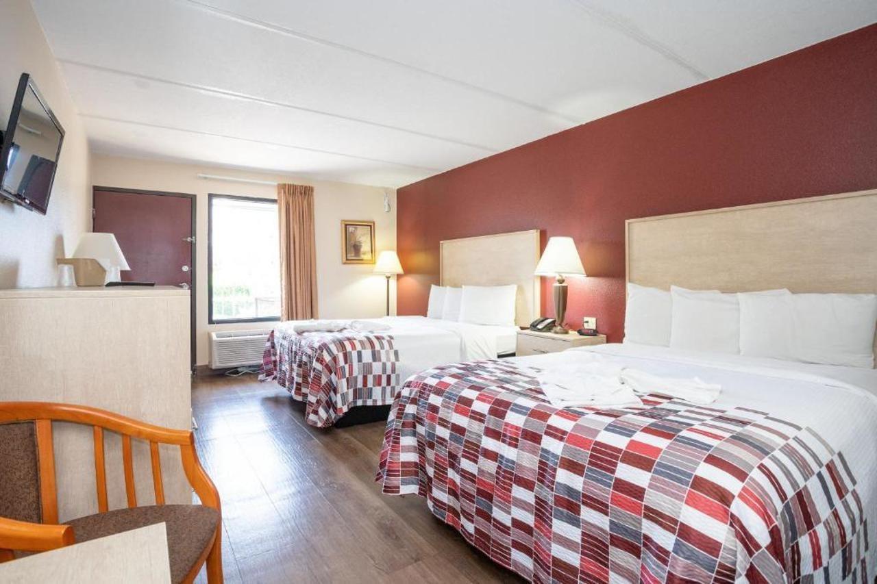 Red Roof Inn & Suites Pigeon Forge Parkway מראה חיצוני תמונה