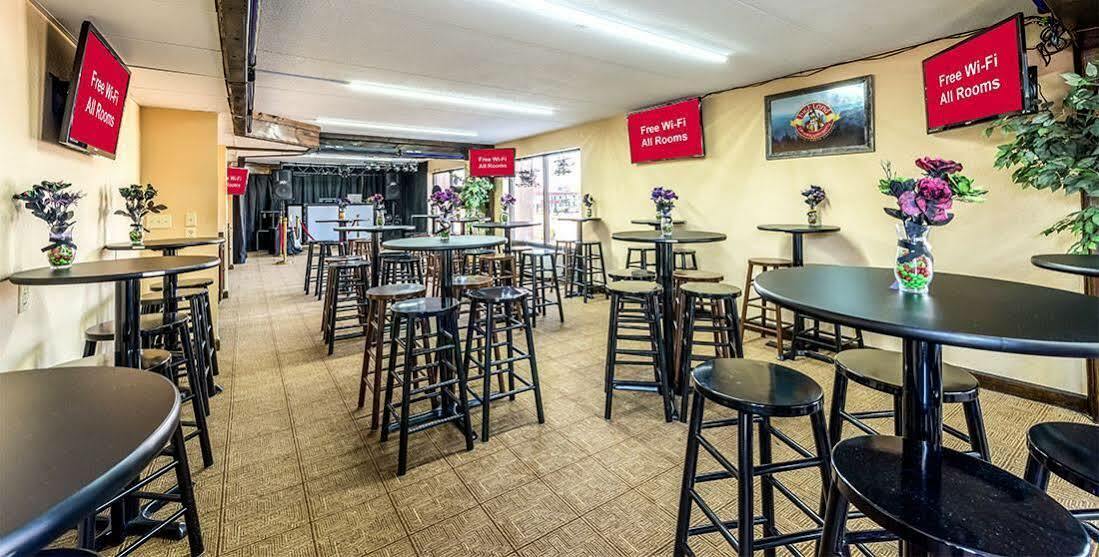 Red Roof Inn & Suites Pigeon Forge Parkway מראה חיצוני תמונה